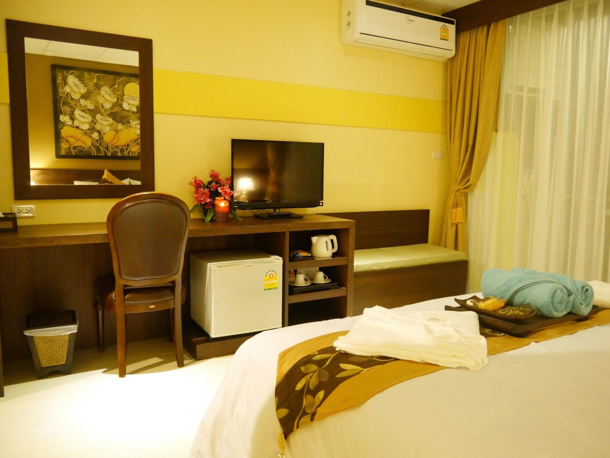 Moon Budget Hotel Ao Nang 外观 照片
