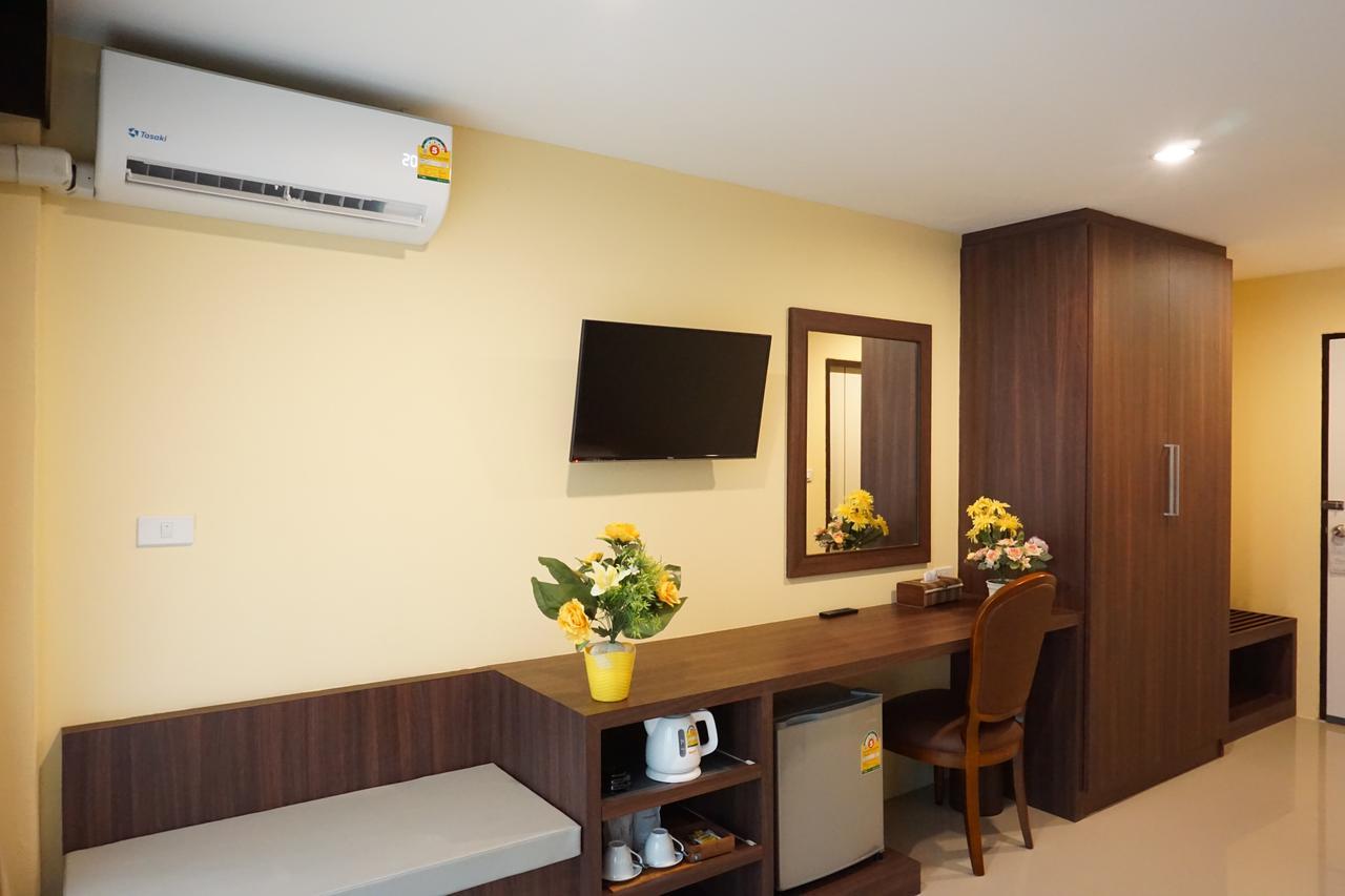 Moon Budget Hotel Ao Nang 外观 照片
