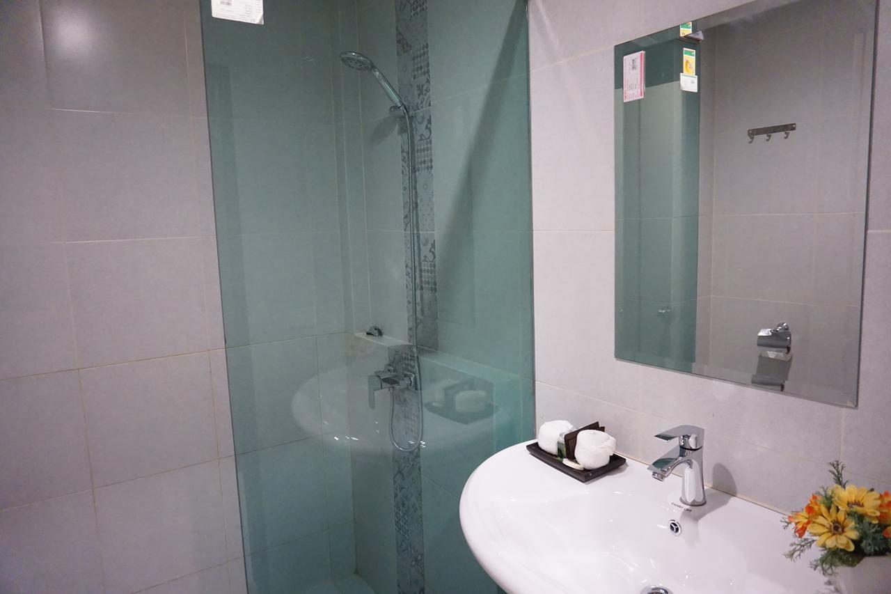 Moon Budget Hotel Ao Nang 外观 照片