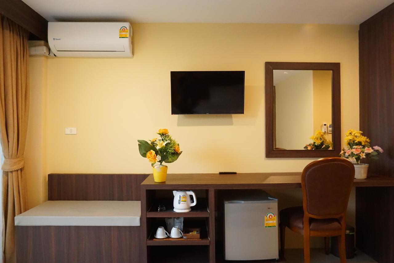 Moon Budget Hotel Ao Nang 外观 照片